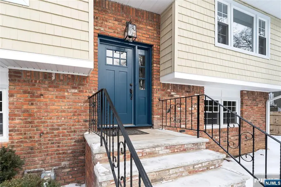 12 Roosevelt Avenue, East Hanover, NJ 07936 - Image #3