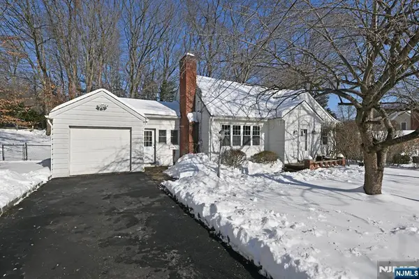 84 Maplewood Avenue, Hillsdale, NJ 07642