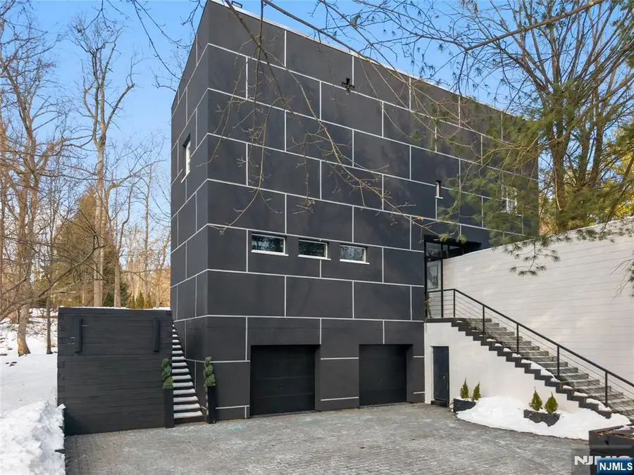 451 Mountain Avenue, North Caldwell, NJ 07006 - Image #3