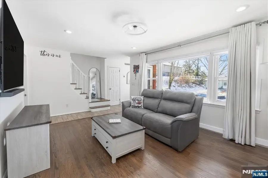 7 Chaplin Court, Clifton, NJ 07012 - Image #3