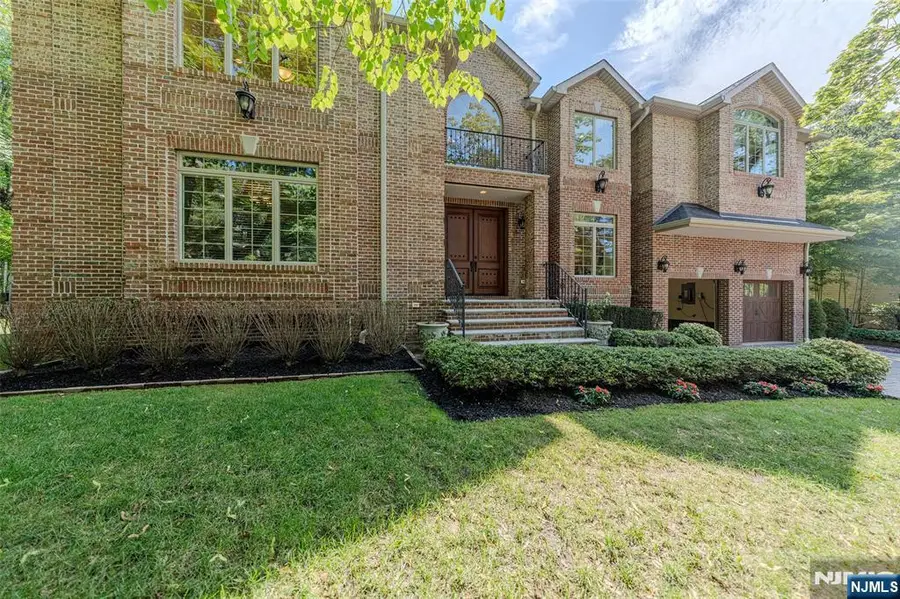 186 Hickory Lane, Closter, NJ 07624 - #2