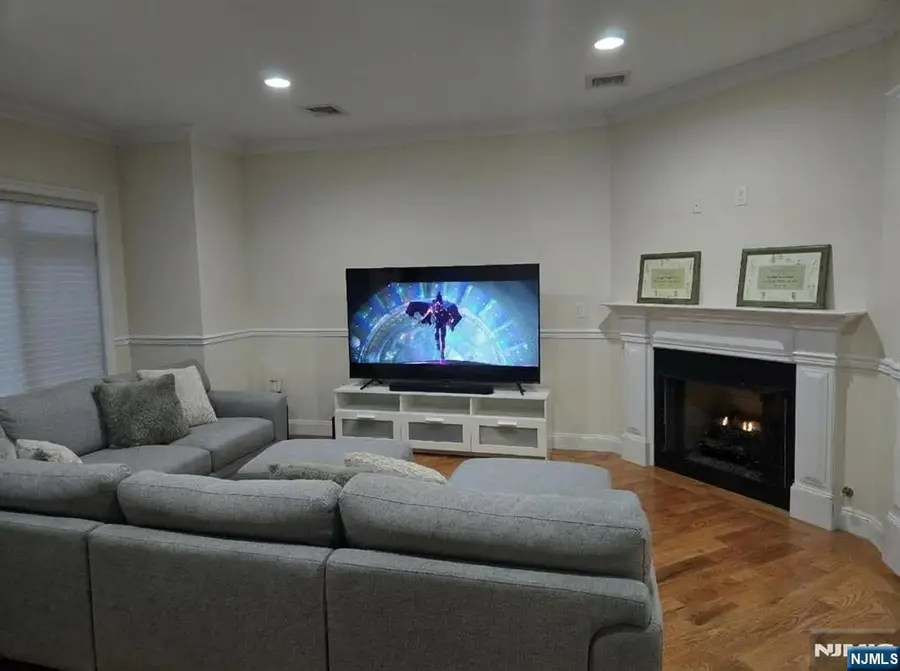 227B 5th B, Palisades Park, NJ 07650 - #3