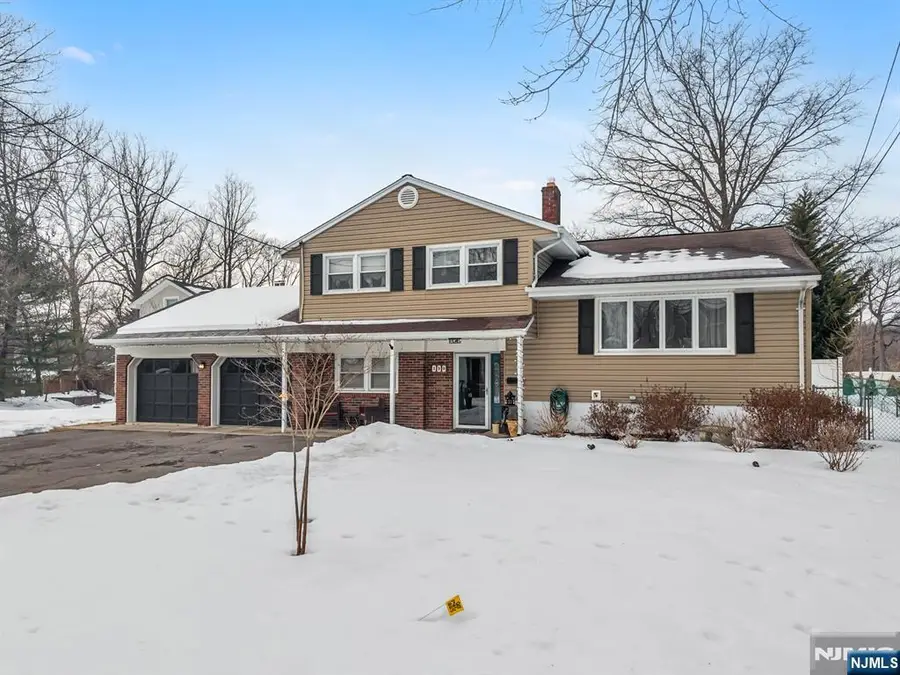 490 Albert Place, New Milford, NJ 07646 - #3