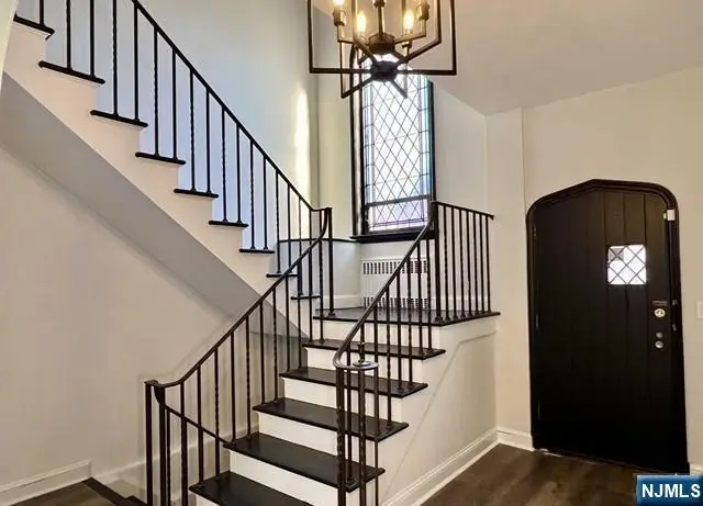 695 Palisade Avenue, Cliffside Park, NJ 07010 - #2