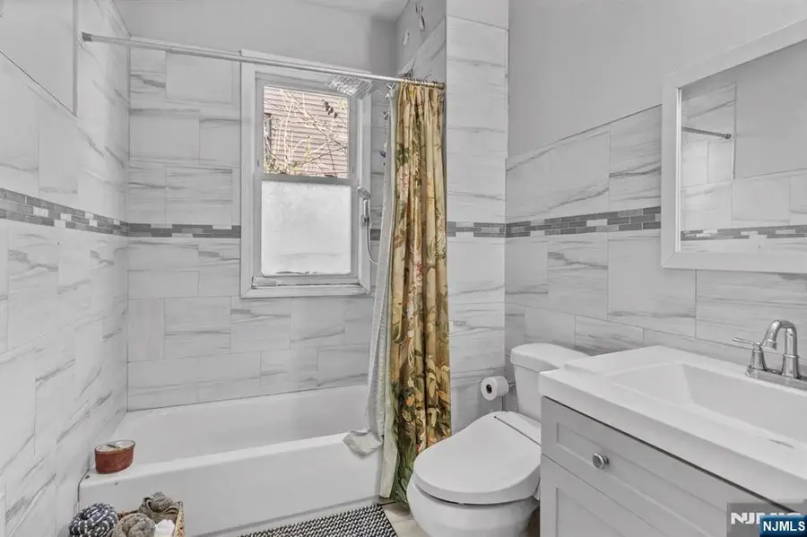 107 Huntington Terrace, Newark, NJ 07112 - #3