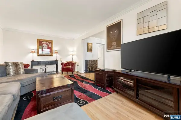 8450 Boulevard E 1H, North Bergen, NJ 07047