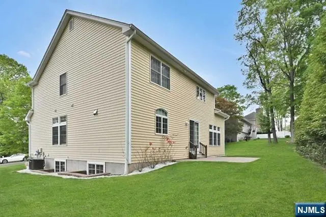 164 Grace Avenue, Old Tappan, NJ 07675 - #3