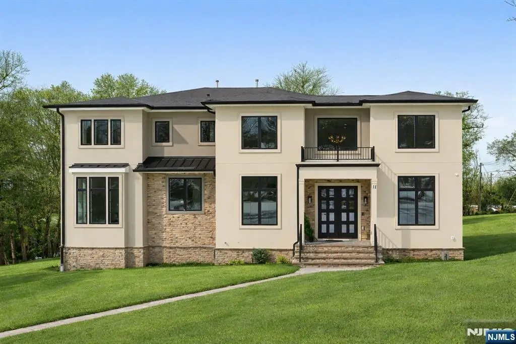 11 Homestead Terrace, Livingston, NJ 07039 - #1