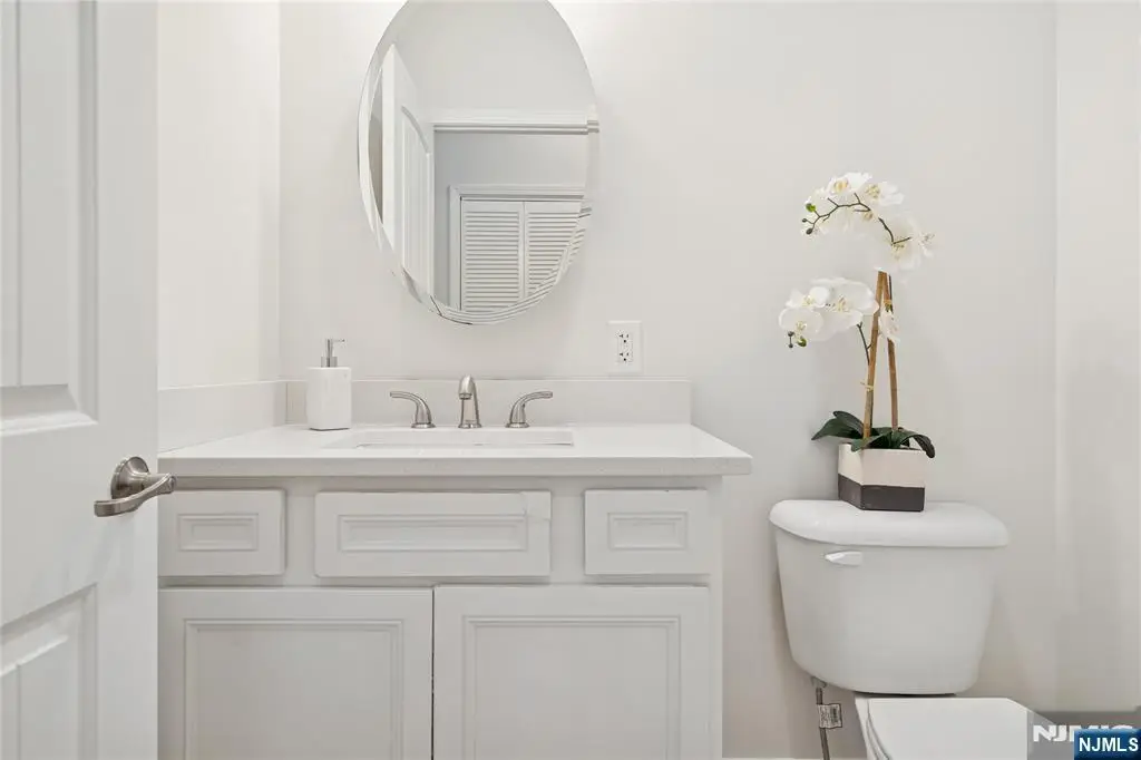 4 Sterling Drive, Sussex, NJ 07461 - Image #1