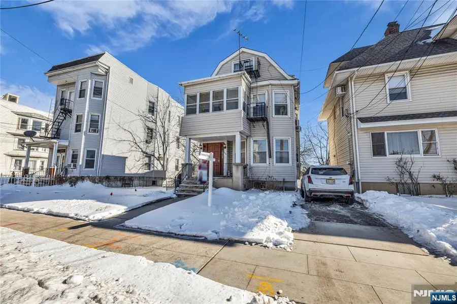 608 Washington Avenue, Belleville, NJ 07109 - #2