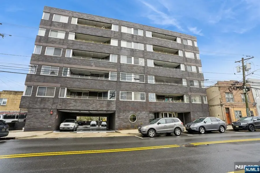 364 Palisade Avenue 4C, Cliffside Park, NJ 07010 - #2