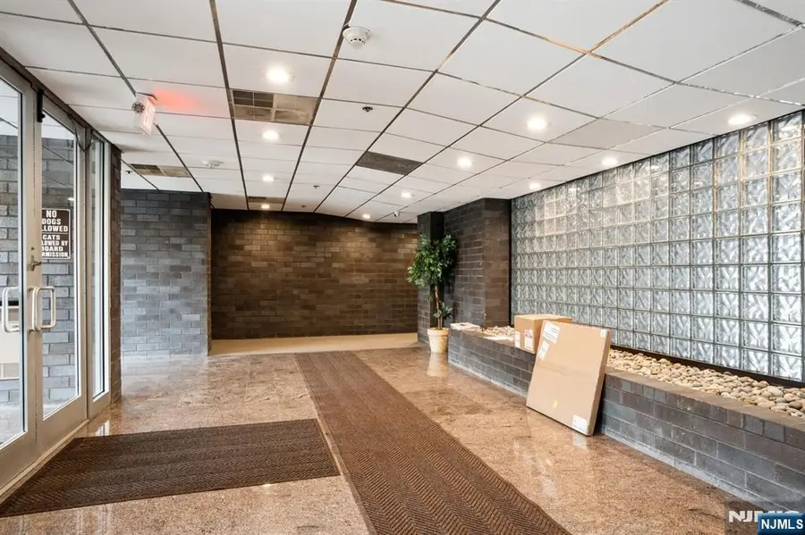 364 Palisade Avenue 4C, Cliffside Park, NJ 07010 - #3