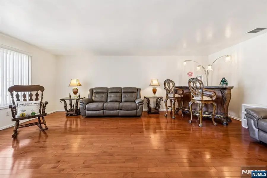 364 Broad Street, Carlstadt, NJ 07072 - #3