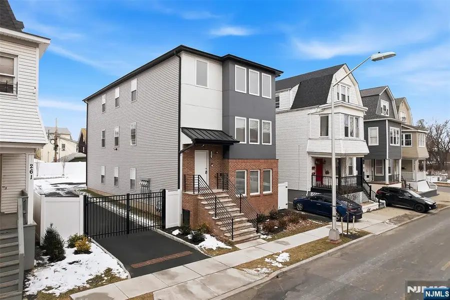 263 19th Street, East Orange, NJ 07017 - #2