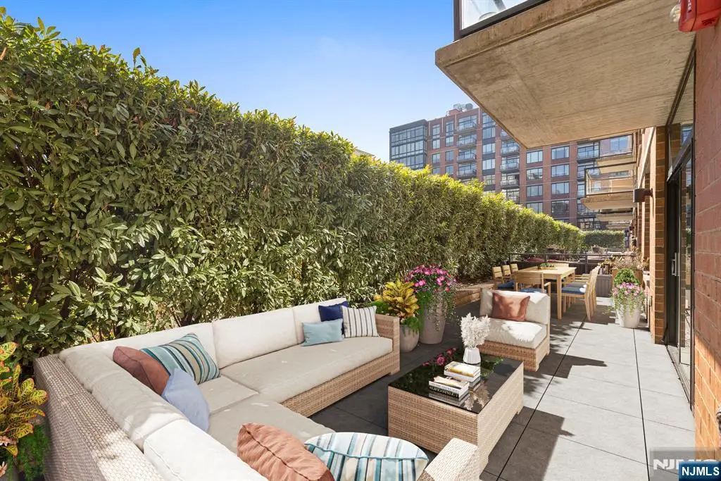 1100 Maxwell Lane 422, Hoboken, NJ 07030 - #1