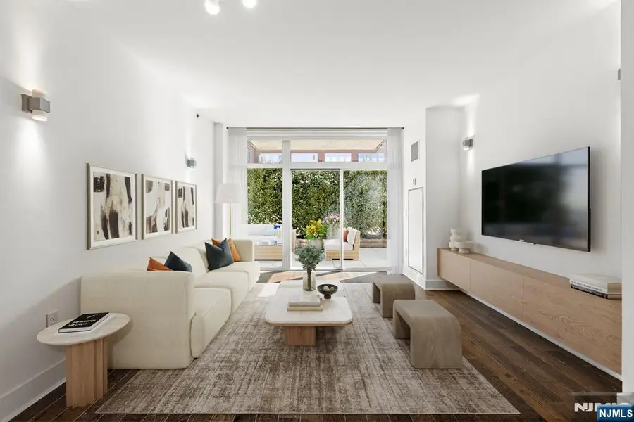 1100 Maxwell Lane 422, Hoboken, NJ 07030 - #2