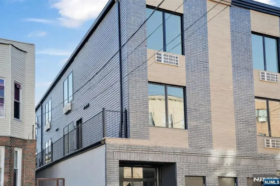 521 10th Street B1, Union City, NJ 07087 - #3