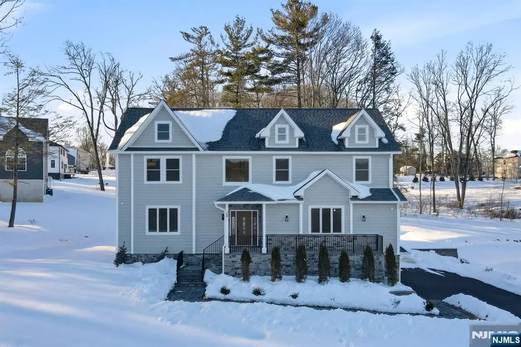 29 Eagles Nest Terrace, West Milford, NJ 07480 - Image #1