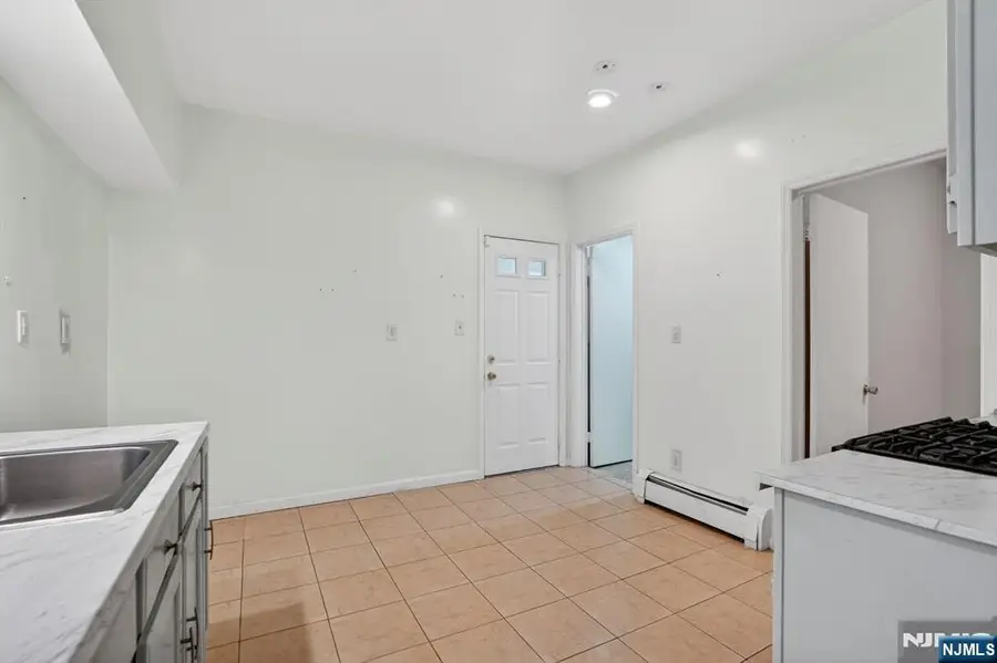 1110 Hampton Place, Elizabeth, NJ 07201 - #3