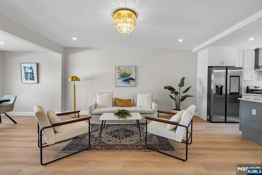 19 Highland Place, Ridgefield Park, NJ 07660 - #3