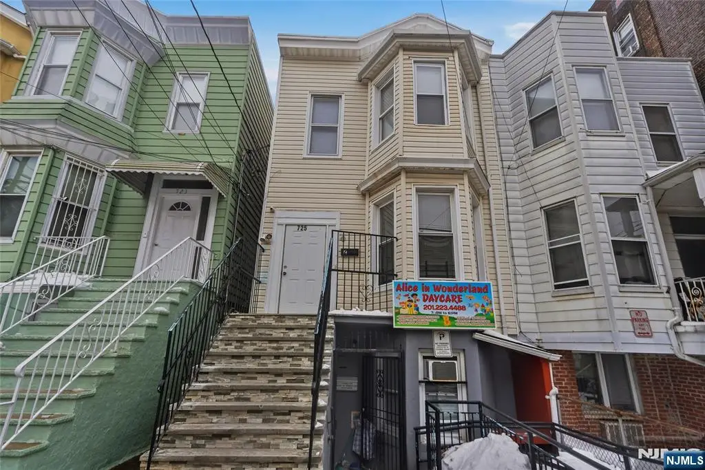 725 17th Street, Union City, NJ 07087 - #1