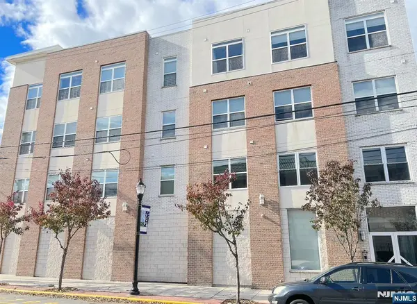 1901 Summit Avenue 301, Union City, NJ 07087