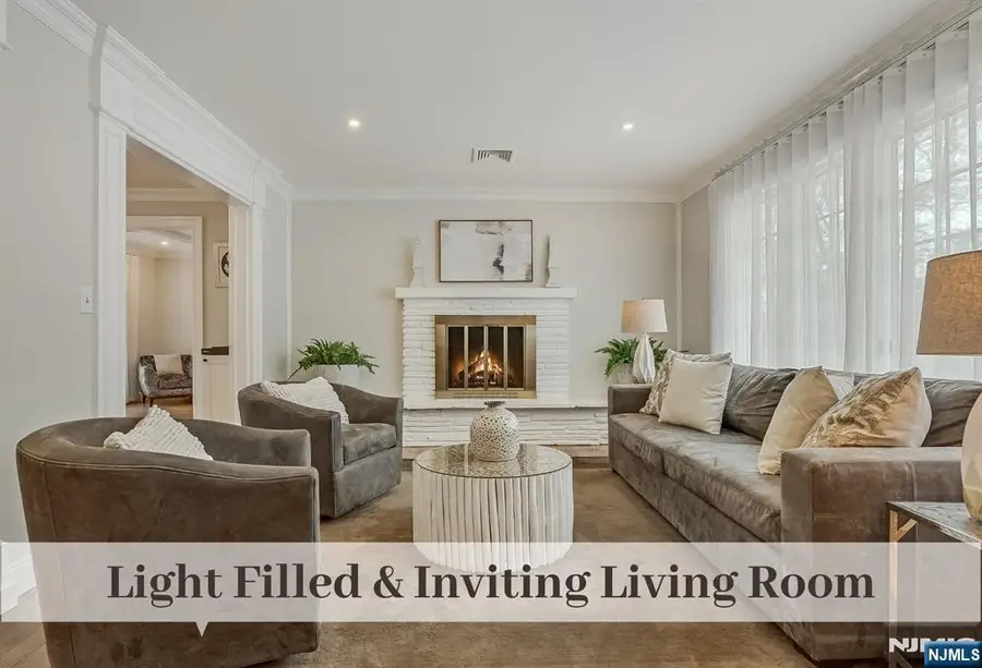 32 Brookside Drive, Upper Saddle River, NJ 07458 - #3