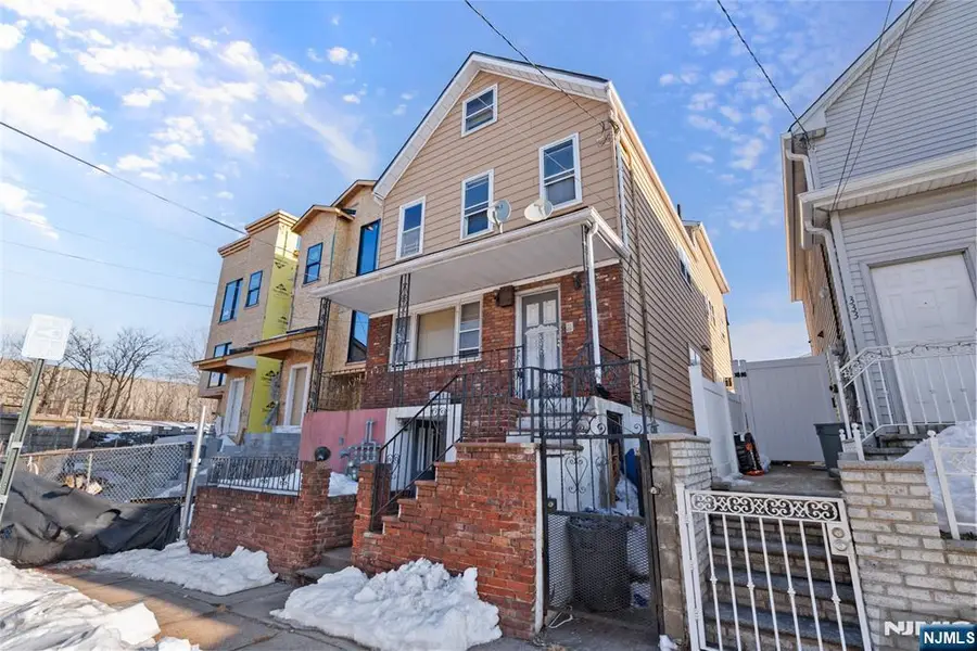335 Court Street, Elizabeth, NJ 07206 - Image #2