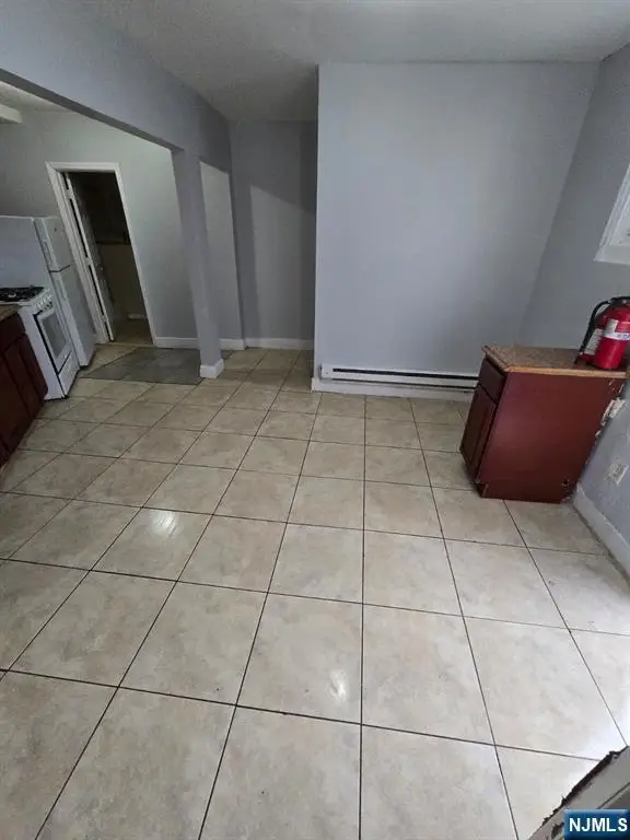 588 10th Street, Newark, NJ 07103 - #2