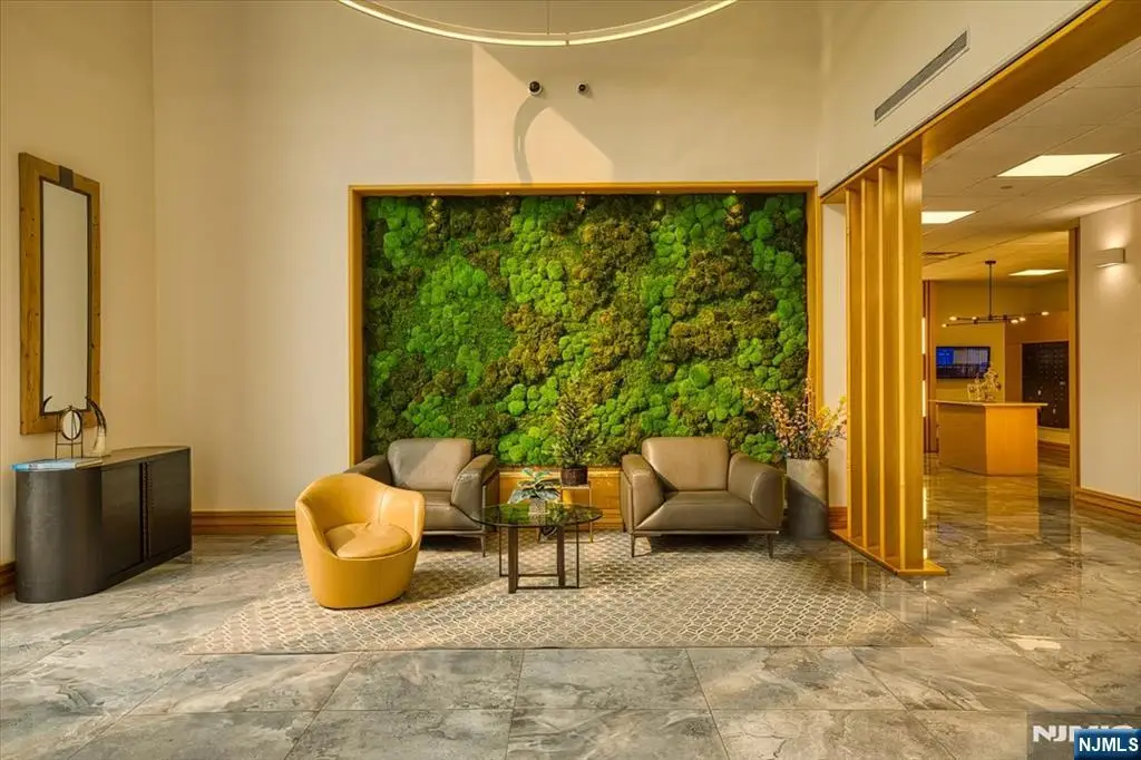 3 Somerset 113, Edgewater, NJ 07020 - #1