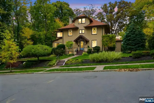 238 Rutgers Place, Nutley, NJ 07110