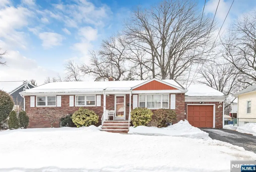 27 Madison Avenue, Rochelle Park, NJ 07662 - #1