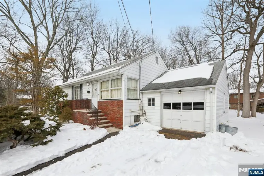 261 Idaho Street, Paramus, NJ 07652 - #2