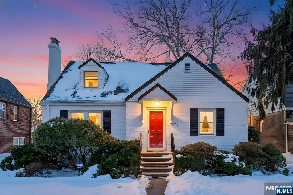 951 Darien Terrace, Teaneck, NJ 07666 - #1