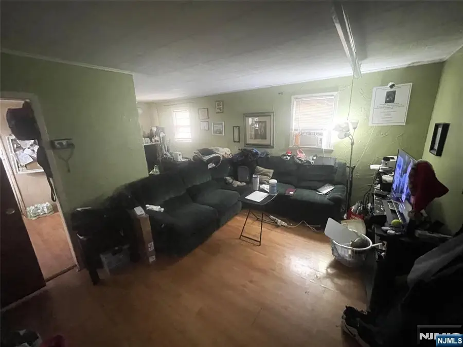 147 Pleasant Avenue, Bergenfield, NJ 07621 - #2