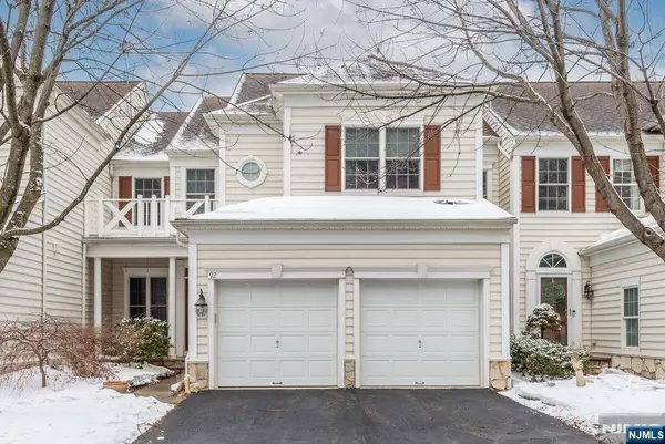 92 Independence Trail 1004, Totowa, NJ 07512