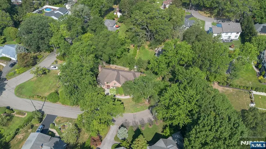 5 Kenyon Court, Norwood, NJ 07648 - #3