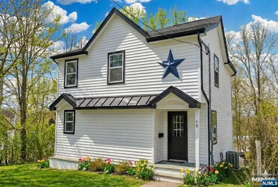 18 Governor Haines Street, Hamburg, NJ 07419 - #2