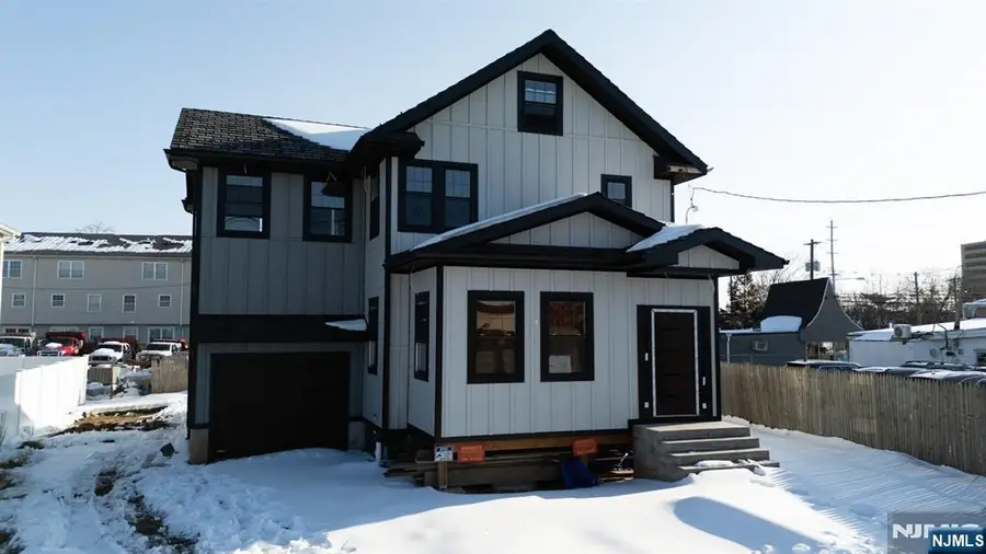 1123 Thompson Avenue, Roselle, NJ 07203 - #3