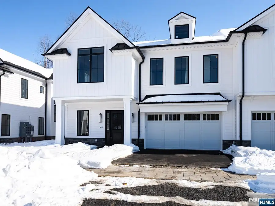 16-18 Paris Avenue 14, Rockleigh, NJ 07647 - #3