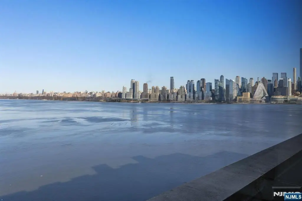 1000 Avenue At Port Imperial PH702, Weehawken, NJ 07086 - #1