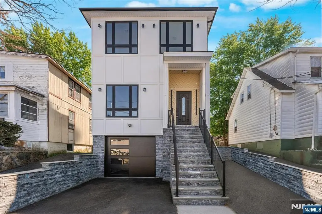 784 Valley Street, Vauxhall, NJ 07040 - #1