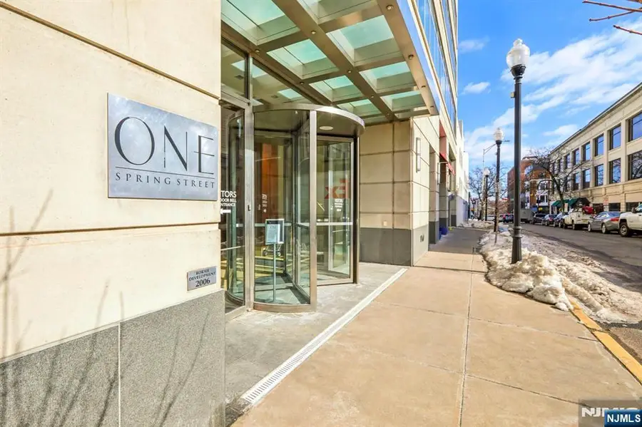 1 Spring Street 1004, New Brunswick, NJ 08901 - #2