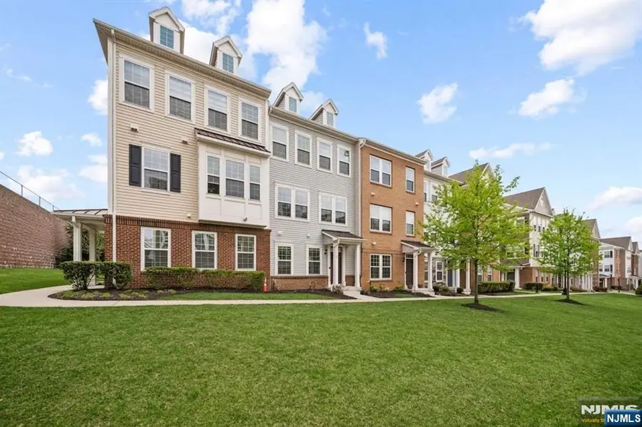 129 Truman Drive, Wood Ridge, NJ 07075 - #3