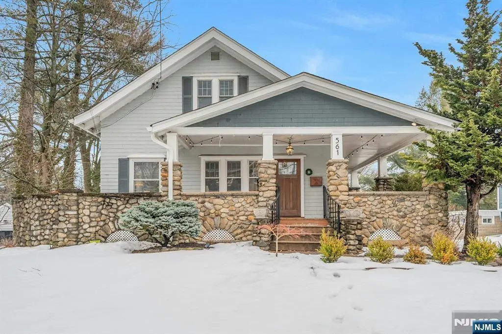 561 Lincoln Avenue, Glen Rock, NJ 07452 - #1