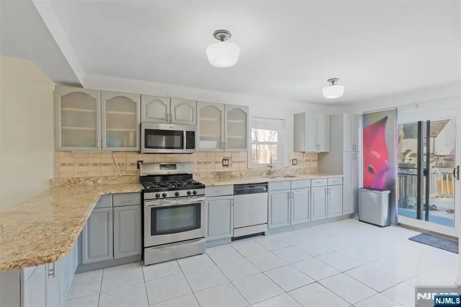 365 Rockledge Place, Teaneck, NJ 07666 - #3