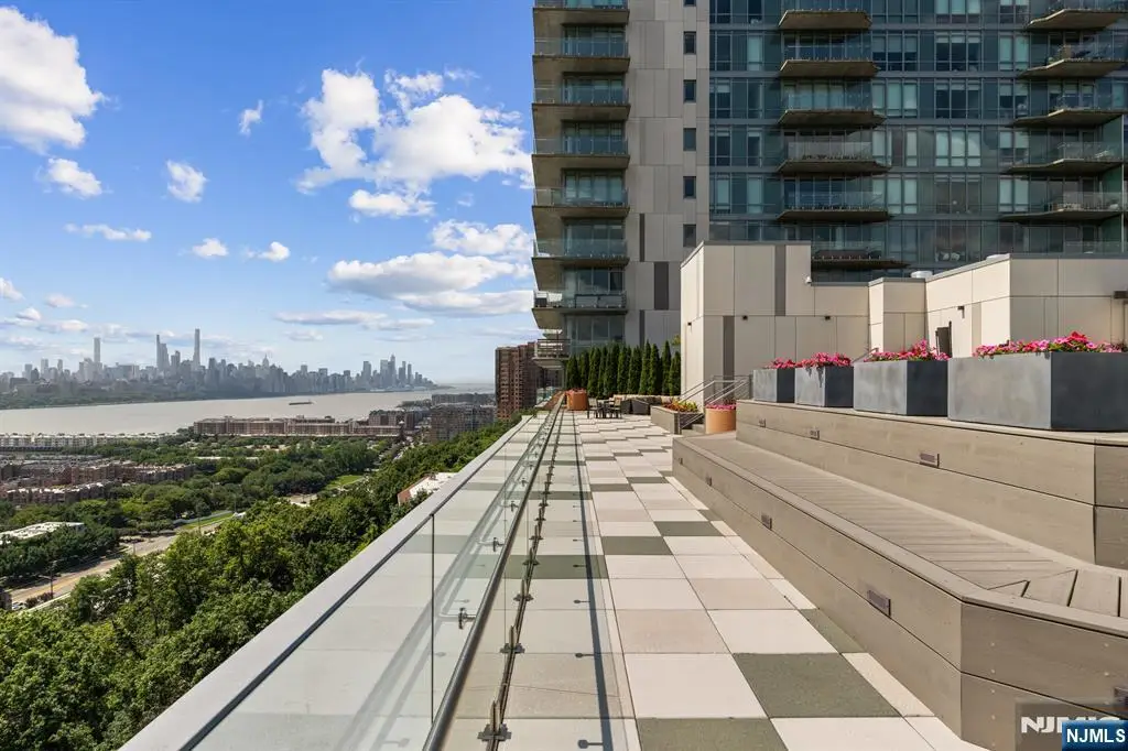 320 Adolphus Avenue 604, Cliffside Park, NJ 07010 - #1