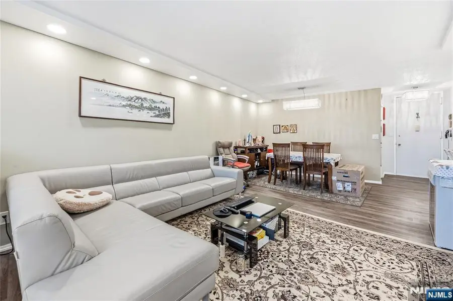 555 North Avenue 6N, Fort Lee, NJ 07024 - #3