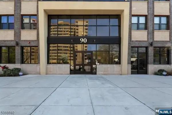 90 Clinton 206, Newark, NJ 07114