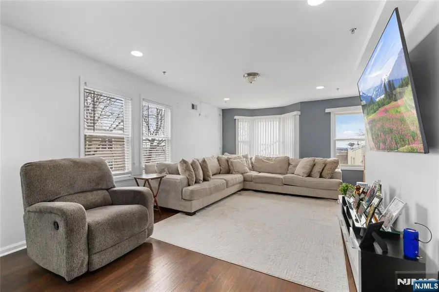 8512 Smith Avenue, North Bergen, NJ 07047 - #3